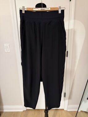 Athleta Black Relaxed Fit Jogger Pants